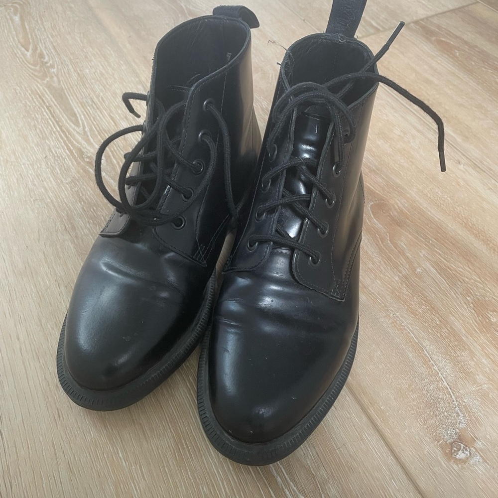 Emmeline black polished Doc Marten